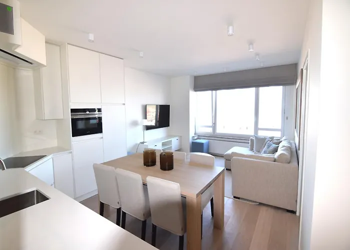 Apartment In Blankenberge With Sea View, Cleaning Included