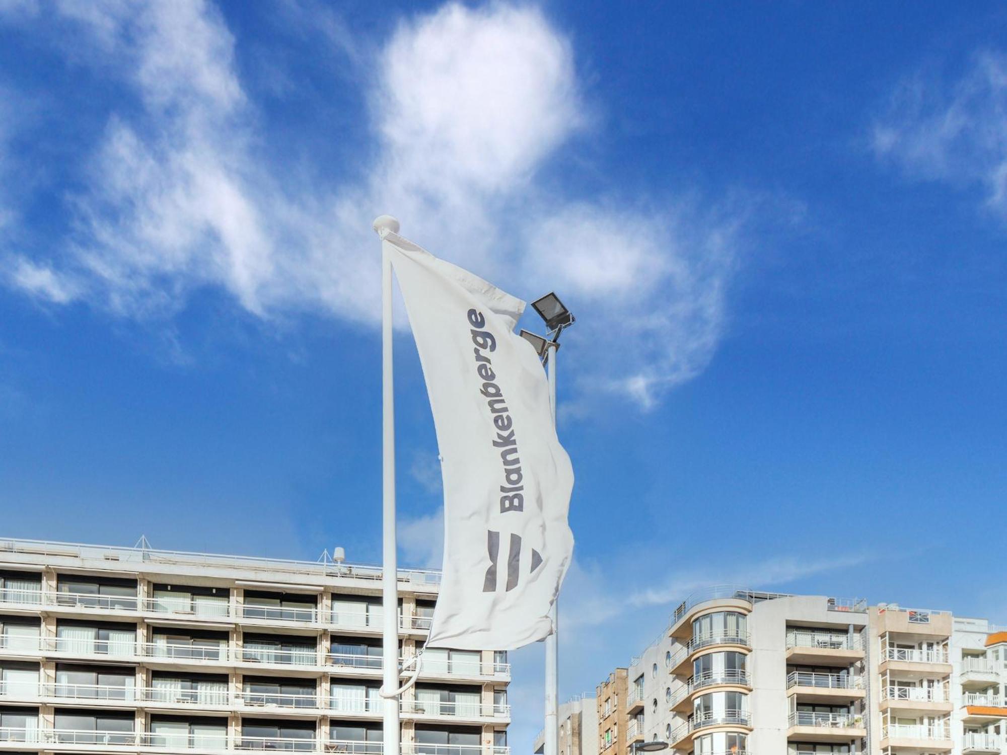 Apartment In Blankenberge With Sea View, Cleaning Included Appartement